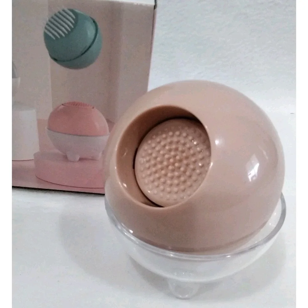 Travel Brush Pod For Small Cats And Dogs